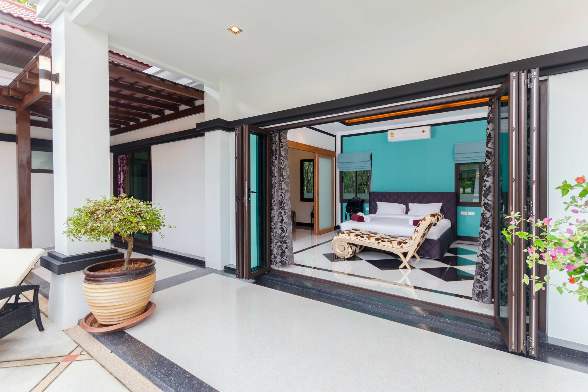 Jewels Villas Phuket Surin-stranden Eksteriør bilde